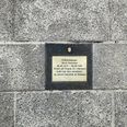 Mindestenen for Aksel Sørensen Frihedskæmper Aksel Sørensen 08.02.1912 - 08.06.1944 Boede på Tingvej 22 - indtil han blev arresteret af Gestapo og senere henrettet.