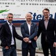 Tre, der glæder sig over den nye færgeaftale. Fra venstre: Kim Lindholm, Operations Manager Stena Line A/B, Henrik Carstensen, CEO Grenaa Havn A/S, og Dan Röding, Freight Commercial Manager Stena Line A/B. Foto: Grenaa Havn/Claus Sjödin