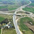 Vejdirektoratet forventer, at mere end 100.000 biler vil skulle igennem motorvejkrydset ved Aarhus N hver dag i fremtiden. Derfor er der fuldt tryk på ombygningen af krydset. Foto: Aerodan/Vejdirektoratet
