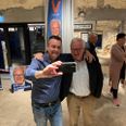 Det første af tre duelmøder fandt sted onsdag aften på Maltfabrikken, hvor de to politiske modstandere, Leif Lahn Jensen og Jens Kloppenborg (V) viste sig at være det modsatte af modstandere, når det kommer til at skulle samarbejde om at fremme Djurslands interesser i Folketinget. Foto: Lone Dobel