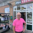 Jesper Raabo, direktør for Ådalens Butikshus Aps, udenfor Min Købmand i Lime. Privat foto.