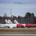 Norwegian er et af de flyskaber, der virkelig kæmper for at holde sig ovenvande i disse uger. I sidste uge vurderede aktieanalysechef Jacob Pedersen fra Sydbank, at Norwegian kan være uger fra konkurs, hvis ikke hjælpen kommer snart. - Foto: Ole Berg-Rusten/Ritzau Scanpix