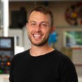 »Hvis flere ved at smede, industriteknikere og så videre kan læse videre til ingeniør, så kan det være med til at gøre erhvervsuddannelserne mere attraktive,« siger Rasmus Nørgaard, adm. direktør for Nørgaard Teknik. Pressefoto