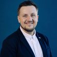 Sebastian Halkjær-Grauert har et klart budskab til deltagerne i skoledebatten. Foto: Norddjurs Kommune