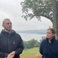 Enhedslistens spidskandidat til kommunalvalget, Aksel Rosager Johansen, havde mandag indbudt lokale borgere til debat med ham og Enhedslistens politiske ordfører, Mai Villadsen, om en naturnationalpark ved Hald Sø og Dollerup Bakker. Omkring 20 borgere mødte op og en række af dem var meget kritiske overfor forslaget fra Miljøministeriet. Foto: Dorte Brandsen