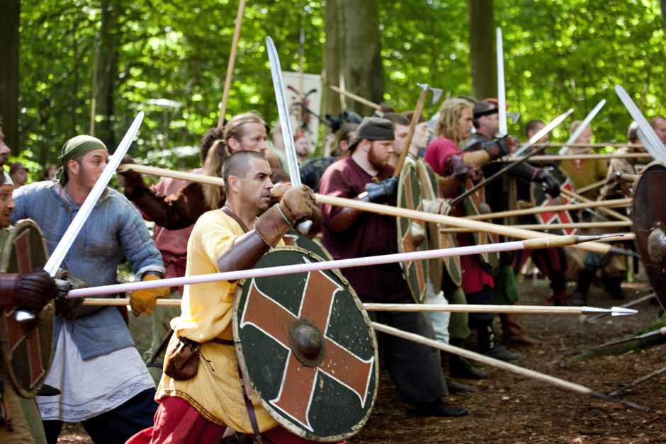 Fire dage i juli kan hele familien blive klogere på vikingetiden, når Moesgaard Museum inviterer til Vikingedage.