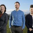 Sesilie Munk Stenderup, Kenneth Hansen og Louise Fredbo-Nielsen udgør sammen med Jan Swyrtz (ikke på billedet, red.) de økonomiske eksperter i 26. sæson af TV3-succesen "Luksusfælden". - Foto: NENT Group/Thomas Dahl/Free