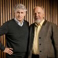 Den Oscar-vindende amerikanske filminstruktør Alexander Payne med sin danske hovedrolleindehaver Jacob Haugaard. (PR-foto). - Foto: Martin Dam Kristensen/Scanbox Entertainment/PR-foto/Free