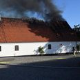25 brandfolk kæmpede mod flammerne. Foto: Presse-fotos.dk