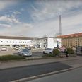 Ung mand blev overfaldet i en bybus her udfor Vanggård Centret på Paludan-Müllers Vej i Aarhus N.
