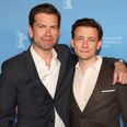 Nikolaj Lie Kaas og Esben Smed fanget ved Berlinalen. Foto: Gerald Matzka/AP/Ritzau Scanpix