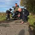 Ivan Overgaard Jakobsen fra Hårup overbeviste med en mail byrådsmedlem Gert Bjerregaard om at komme og se lokal cykelsti med egne øjne. Foto: Sten Brøgger