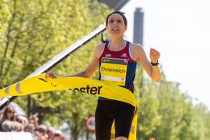38-årige Karen Ehrenreich leverede den hurtigste danske sejrstid ved et DM siden 2003 ved søndagens Copenhagen Marathon. 