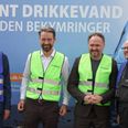 Fra venstre Silhorko-Eurowaters adm. direktør Torben buhl, MF'er Jens Joel (S), Dan Jørgensen (S) - minister for udviklingssamarbejde og global klimapolitik og Kaj Egebjerg Andersen - produktionsmedarbejder og tillidsrepræsentant for 3F. Foto: Annette Mors-Arvidsen