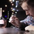 Ung mand havde drukket rigtig meget vodka.
