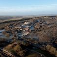 Sådan så der ud ved Nordic Waste 25. januar. Her kæmpes der fortsat med jordmasserne. Arbejdet er ikke gjort lettere ved de store mængder smeltevand efter sneen samt den store mængde nedbør de seneste dage. (Foto: Bo Amstrup/Ritzau Scanpix)