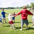 I anledning af Børnerettighedsdagen 20. november afholder Red Barnet Skanderborg corona-venlig børnetombola i hele uge 47, hvor man kan være med til at støtte sårbare og udsatte børn i Skanderborg. Pressefoto