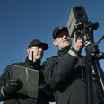 Politiet på hastighedskontrol.