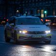Det vides ikke, om en kvinde så, at en somalisk mand var blevet skubbet ud af bil. Foto: Presse