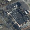 Børnenes Friskole, der ligger i Næringen i Risskov, får en økonomisk håndsrækning til solceller på taget. Foto: Foto: Styrelsen for Dataforsyning og Effektivisering, skråfoto.