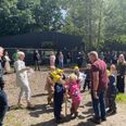 Første spadestik til udvidelse af skovbørnehave fra 100 til 400 kvadratmeter med plads til 90 børn, der får adgang til et kæmpe natur- og skovområde i Hinnerup. Foto: jr