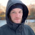 34-årige Allan Jensen er kommet på venteliste til en lejlighed, og han får mere og mere styr på alle de løse ender.