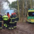 En mand er torsdag formiddag blevet hevet op af vandet ved Morænebakken i Fårevejle. Foto: presse-fotos.dk
