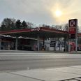 Cirkle K har set sig nødsaget til at lukke tankstationen på Silkeborgvej i Brabrand i de mørke timer pga. for meget ballade. Foto: Danni Paulsen