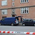 Politiets teknikere arbejder på adressen i Trepkasgade, hvor en 56-årig, handicappet mand blev dræbt af sin underbo 12. december 2016. Foto: Danni Paulsen