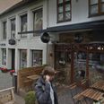 Tidligere ansat i Burger Shack-restauranten i Frederiksgade i Aarhus begik i sommer groft røveri mod sin tidligere arbejdsplads.