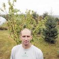 Billedtekst Kelvin Christensen fra Hadsten er ikke den eneste der er ramt af en meget stor forhøjelse af grundværdien, efter at en lokalplan i Hadsten Syd har ændret jorden fra land-til byzone. Foto Kian Johansen