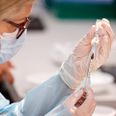 Mange forældre ønsker at bestille tid i Skanderborg til vaccination mod COVID-19. Arkivfoto