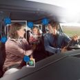 Systemet fra Bosch kan både overvåge, hvis føreren f.eks. ser på sin telefon og er uopmærksom, men også finde indstillinger ud af ansigtsaflæsning. Foto: Bosch