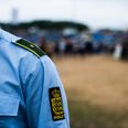 En større gruppe unge blev aggressive mod politiet i Hornslet, hvor der skulle bruges hunde for at få styr på situationen. Arkivfoto: Tidsvilde Stine/Ritzau Scanpix