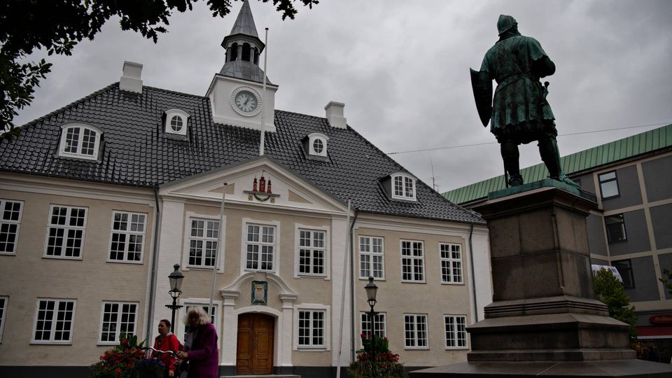 Det gamle rådhus er renoveret for 4,8 millioner kroner - Din Avis