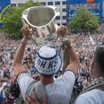 Fejringen af de nyslåede danske mestre i fodbold AGF på Aarhus Rådhus i mandags 18. maj løber. Regningen for fejringen løber foreløbigt op i omkring 340.000 kroner. Foto: Bo Amstrup/ Ritzau Scanpix