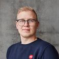 Oliver Panthera fortæller om et længere forløb, hvor Simon Buus Olsen altså angiveligt har trukket sig fra Oliver Panthera, Carsten Normann, Lisa Perkins og bestyrelsen for Liberal Alliance Kronjylland. Pressefoto