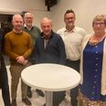 Bestyrelsen i Rønde Vand fortsætter ufortrødent. Fra v.: suppleant Rikke L. Lindhardt, næstformand Allan Nielsen, kasserer Martin Ring Andersen, formand Bo Fensbæk, bestyrelsesmedlem Søren Rasmussen, bestyrelsesmedlem Byrial Dalsgaard samt bogholder Lisbeth Pedersen. Foto: Lars Norman Thomsen