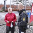 Mange henvendte sig til Tim Johansen og vores lokale landbetjent Arne Knudsen, da der blev snakket nabohjælp.