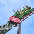 Sæsonmedarbejdere prøver Piraten i Djurs Sommerland. Pressefoto