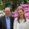 Jazzpianist Mads Bærentzen vil fylde folkehusene med klavermusik sammen med Sofie Næslund og sin gamle trio. Pressefoto