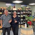 Lisbeth og Henrik kunne fredag skåle med hinanden og byde velkommen i de nye lokaler hos Lund Vine.