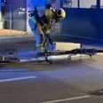 To brændende el-cykler fik det helt store beredskab sendt mod Aarhus Ø. Foto: Presse-fotos.dk