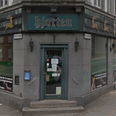Hjorten lukker ikke, men det kan sagtens være, der kommer til at ske lidt med facaden. Foto: Google Maps