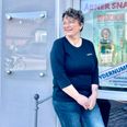 Rikke Skovhus Engstrøm er glad for klinikkens placering på Jernbanegade, selv om hun godt ved, at der kan være delte meninger. Foto: Anne Frank Henriksen