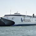 Hurtigfærgen Express 3 fra Molslinjen ses her ved Sjællands Odde.