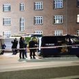 Et skænderi på bodegaen Sydvest Bodega i Sydhavnen udviklede sig til drab og drabsforsøg, da det ene af de to ofre afgik ved døden, mens den anden er i kritisk tilstand. Foto: Presse-fotos.dk.
