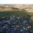 Der er store planer for udvikling af Hadbjerg med nye boligområder. Foto: Favrskov Kommune