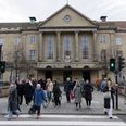 Ved Aarhus Banegård blev flere taxachauffører sigtet mandag. Arkivfoto: Thomas Borberg