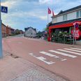 Kvinden blev påkørt her i fodgængerfeltet ved Meny i Thorsø. Foto: csj
